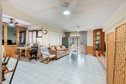 Blk 111 Hougang Avenue 1 (Hougang), HDB Executive #581929411
